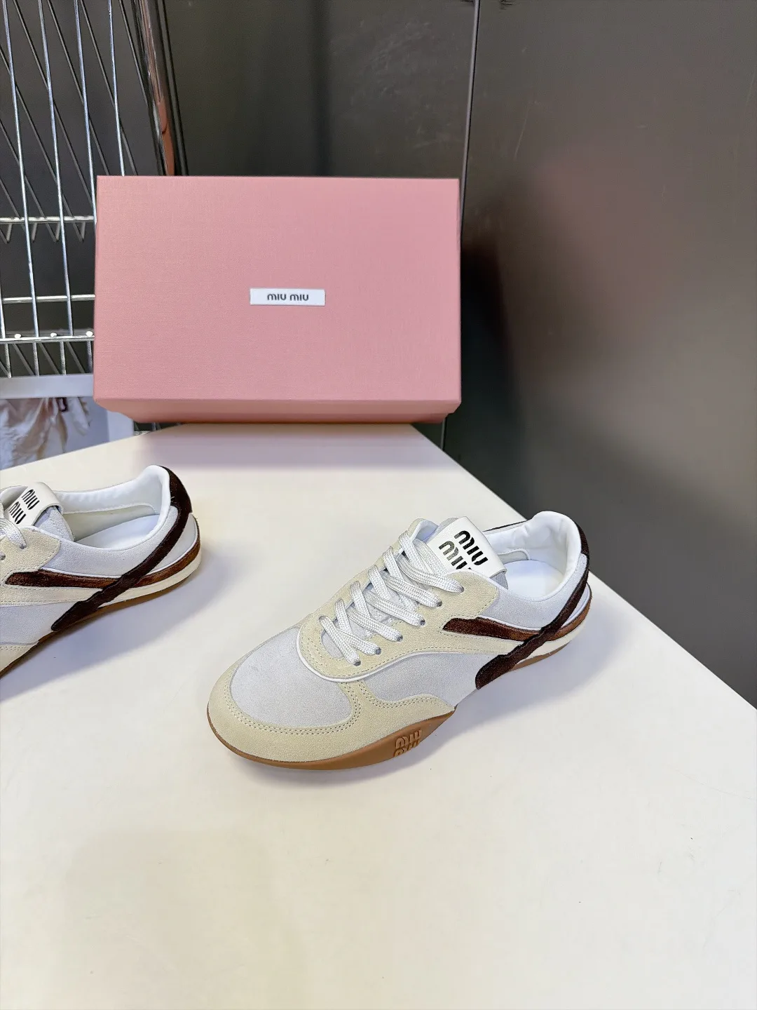Кроссовки Женские Miu Miu 19621862