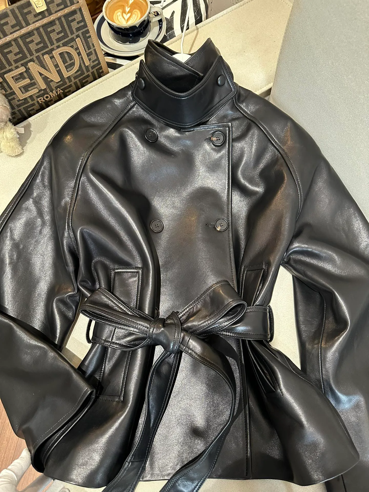 Кожаные Куртки И Дублёнки Женские Loewe 5173728