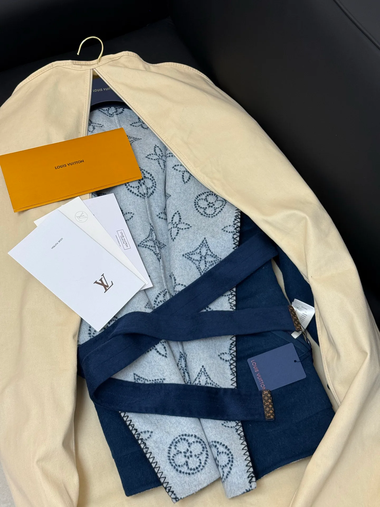 Пальто Женские Louis Vuitton 18601493