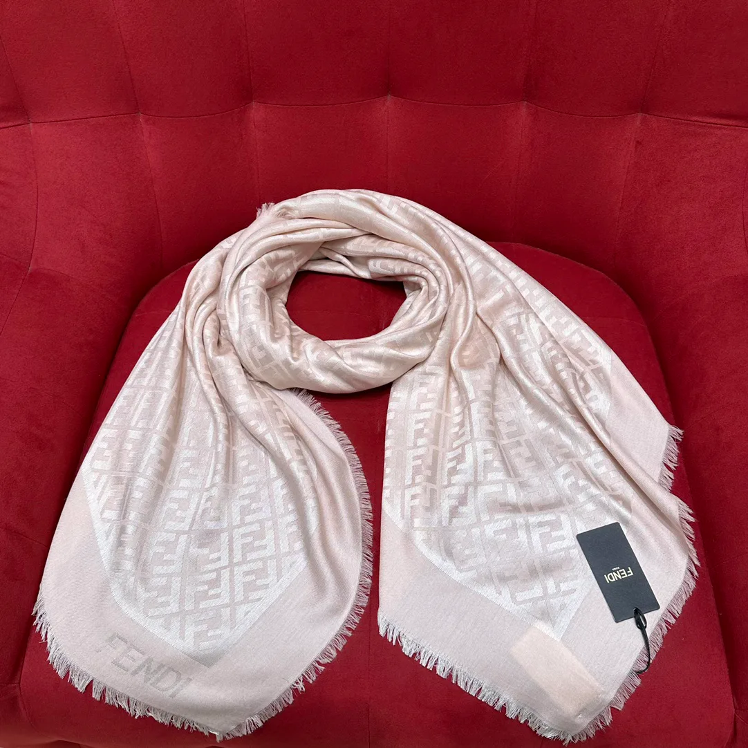 Шарфы Fendi 115121
