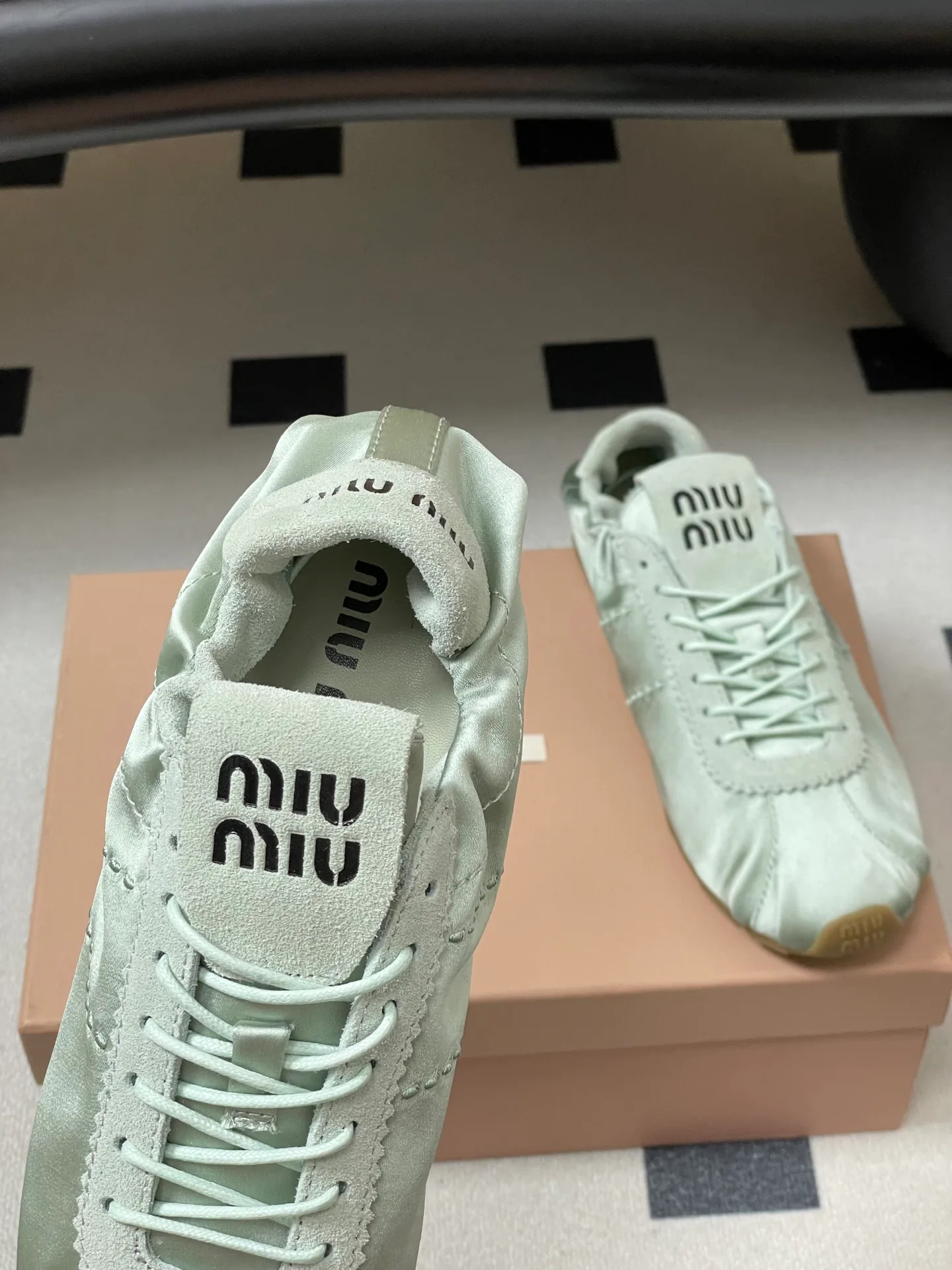 Кроссовки Женские Miu Miu 348774