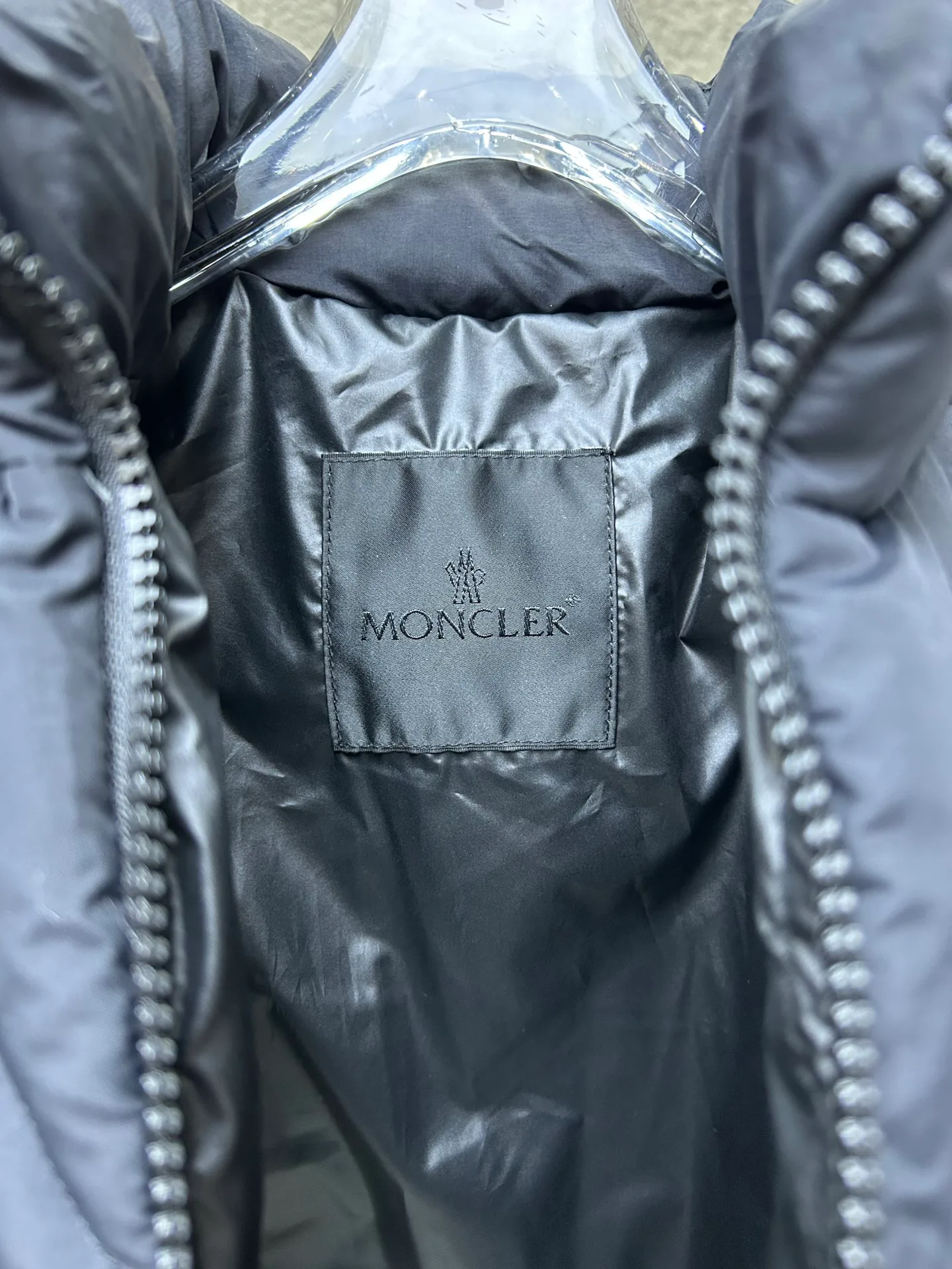 Куртки И Пуховики Женские Moncler 208235