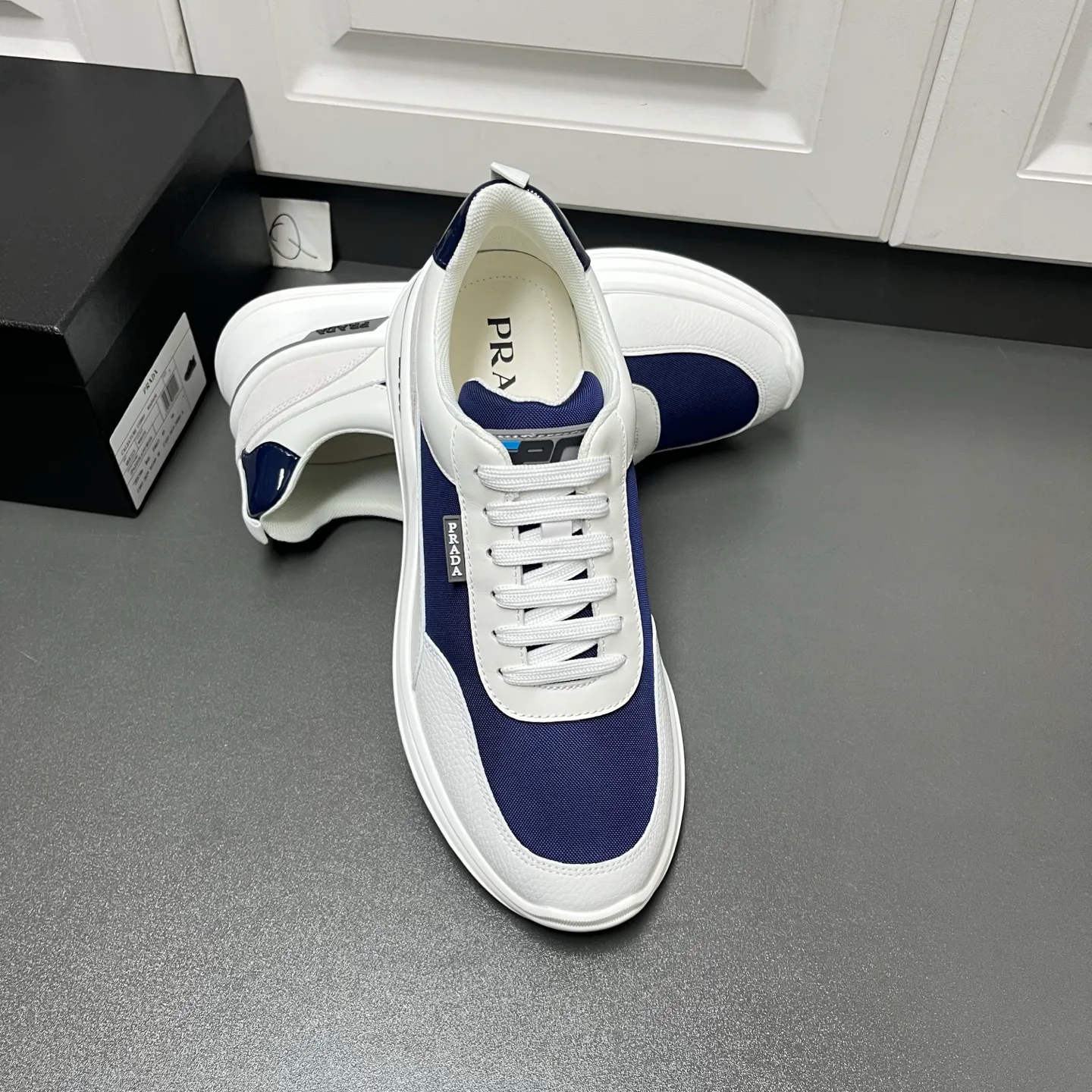 Кроссовки Мужские Prada 13569573