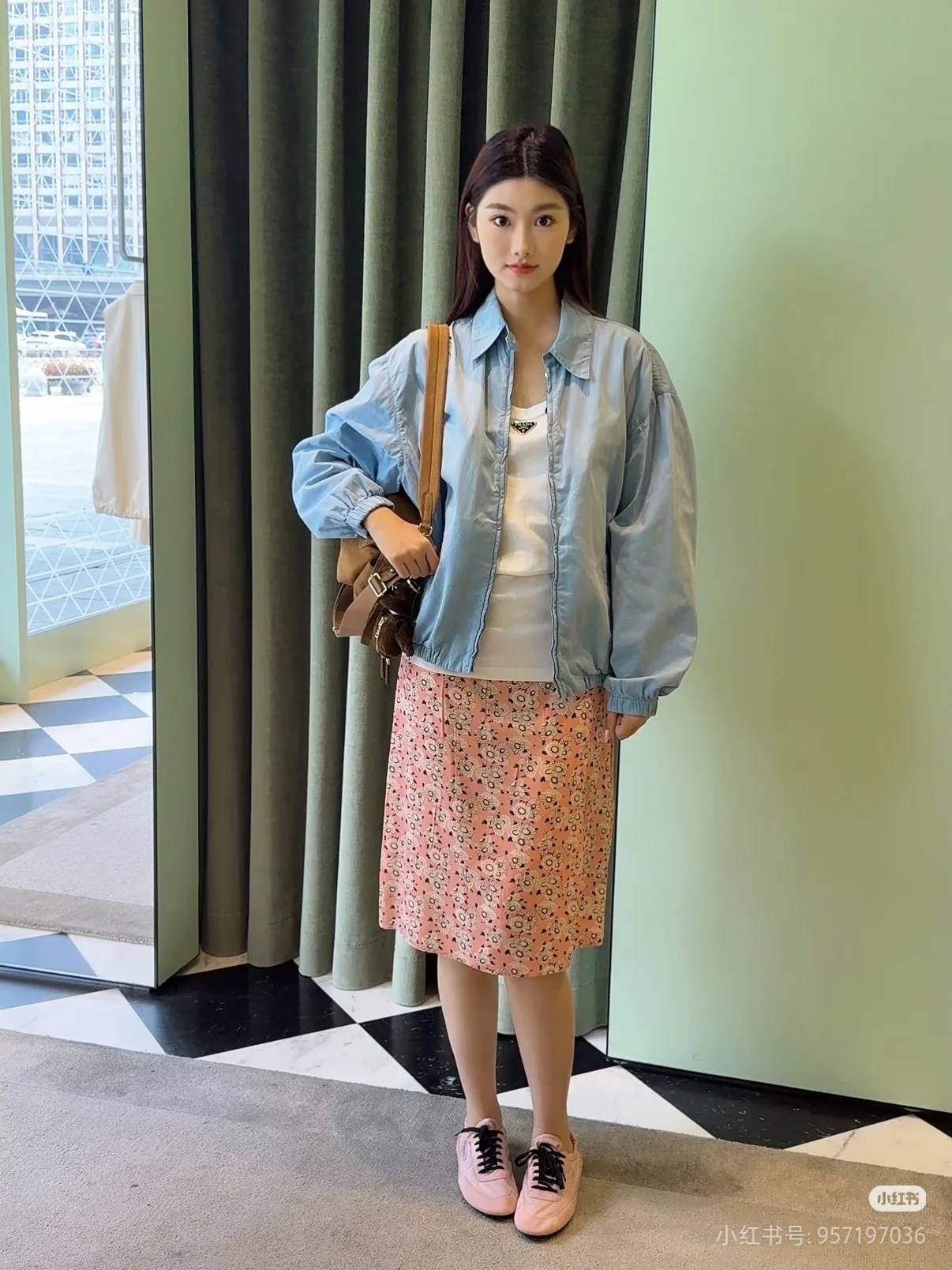 Куртки И Пуховики Женские Prada 18542823
