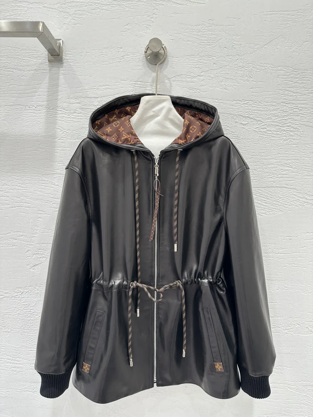 Кожаные Куртки И Дублёнки Женские Louis Vuitton 684988