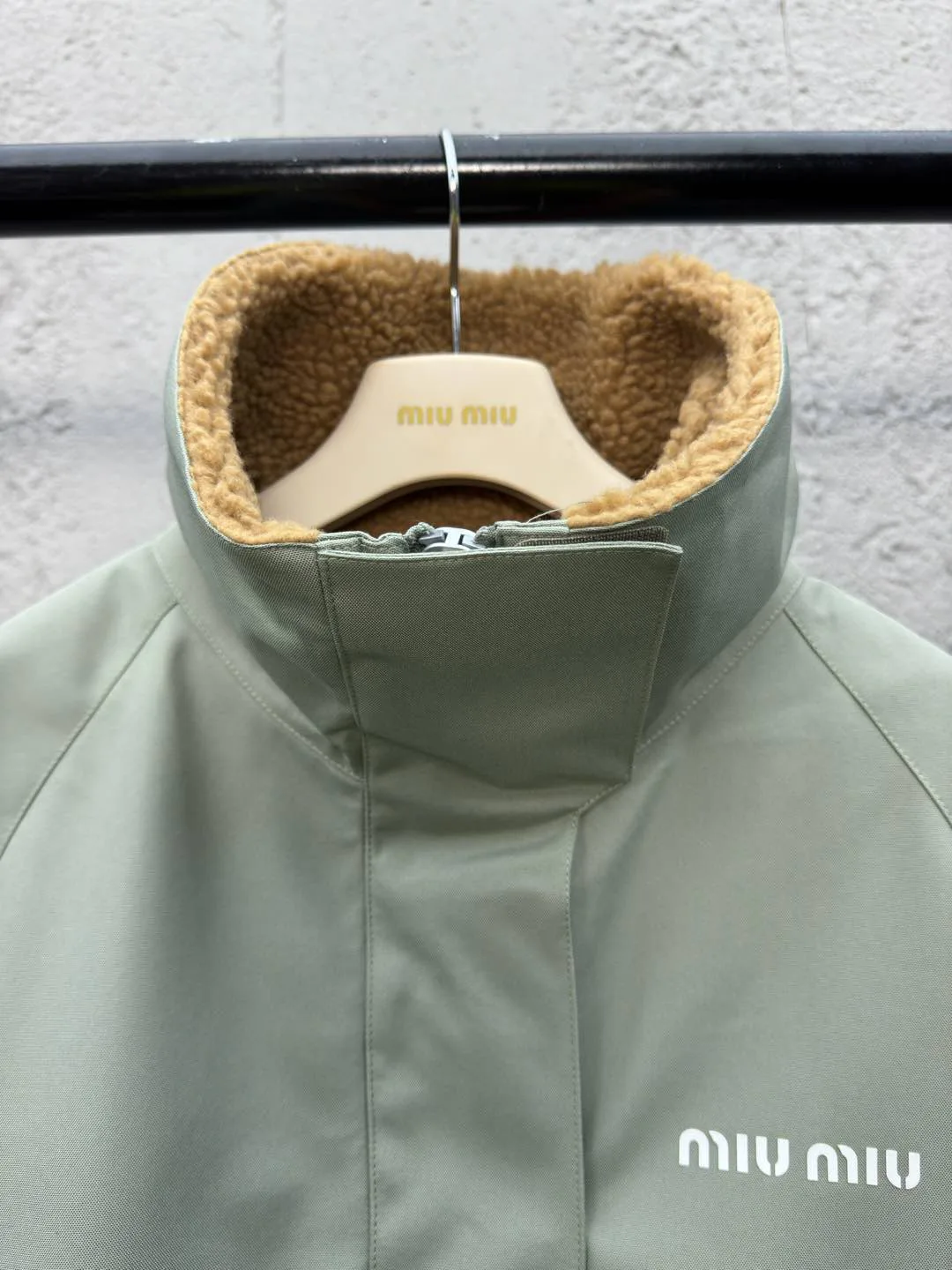 Куртки И Пуховики Женские Miu Miu 5982