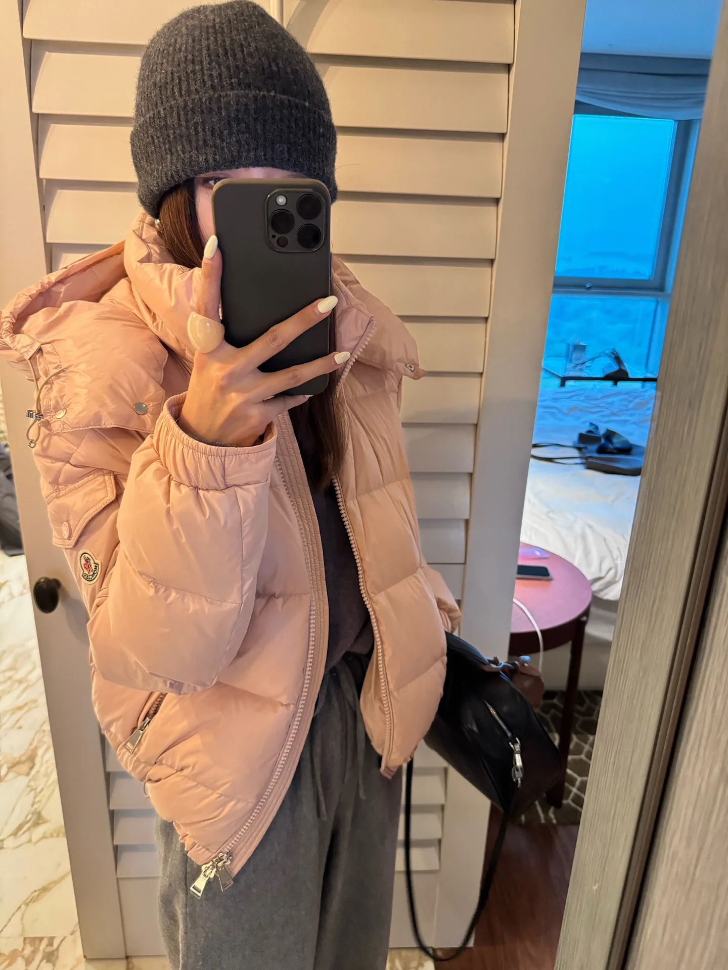 Куртки И Пуховики Женские Moncler 3354422