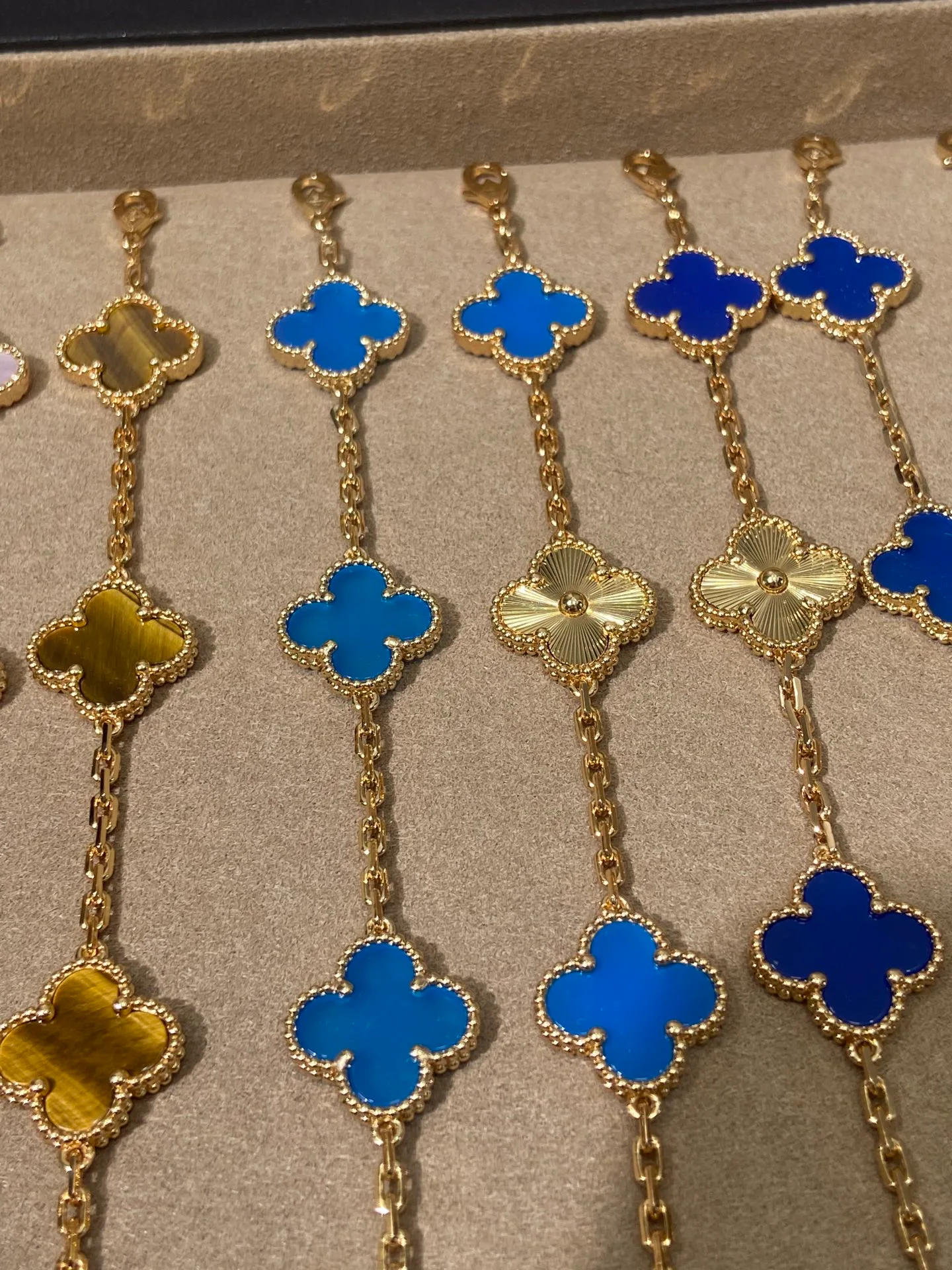 Бижутерия Van Cleef & Arpels 10814