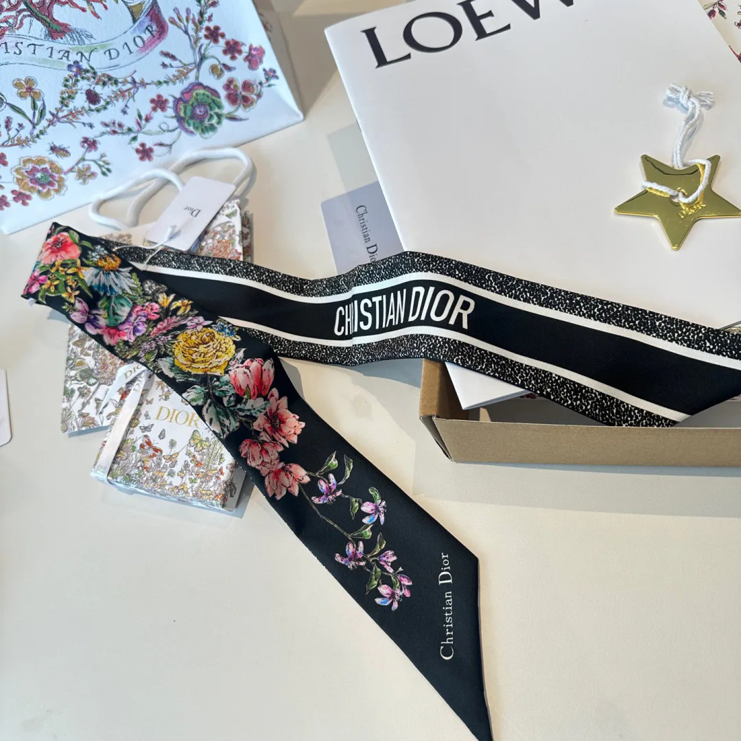 Платки Christian Dior 10416191