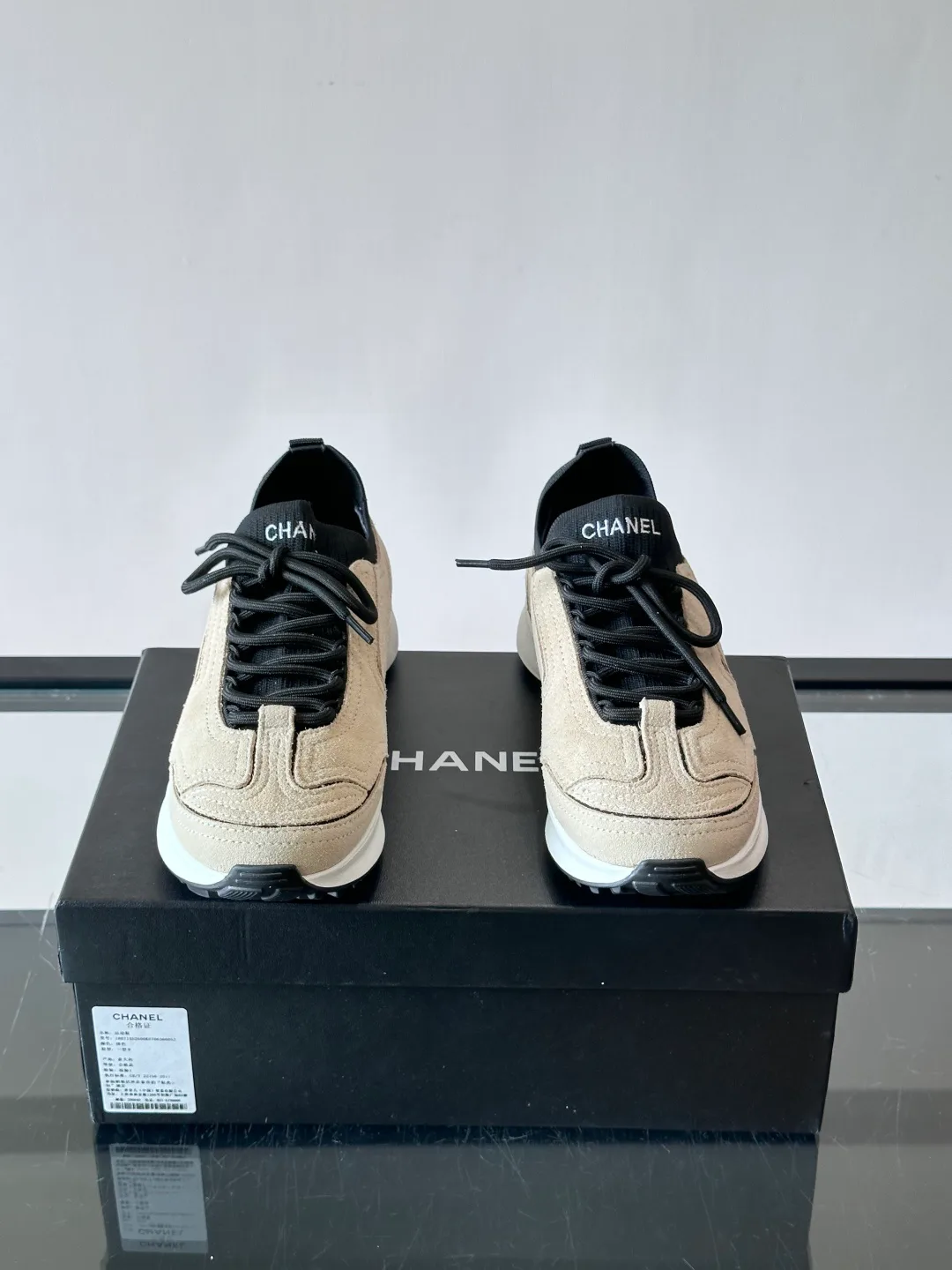 Кроссовки Женские Chanel 18079223