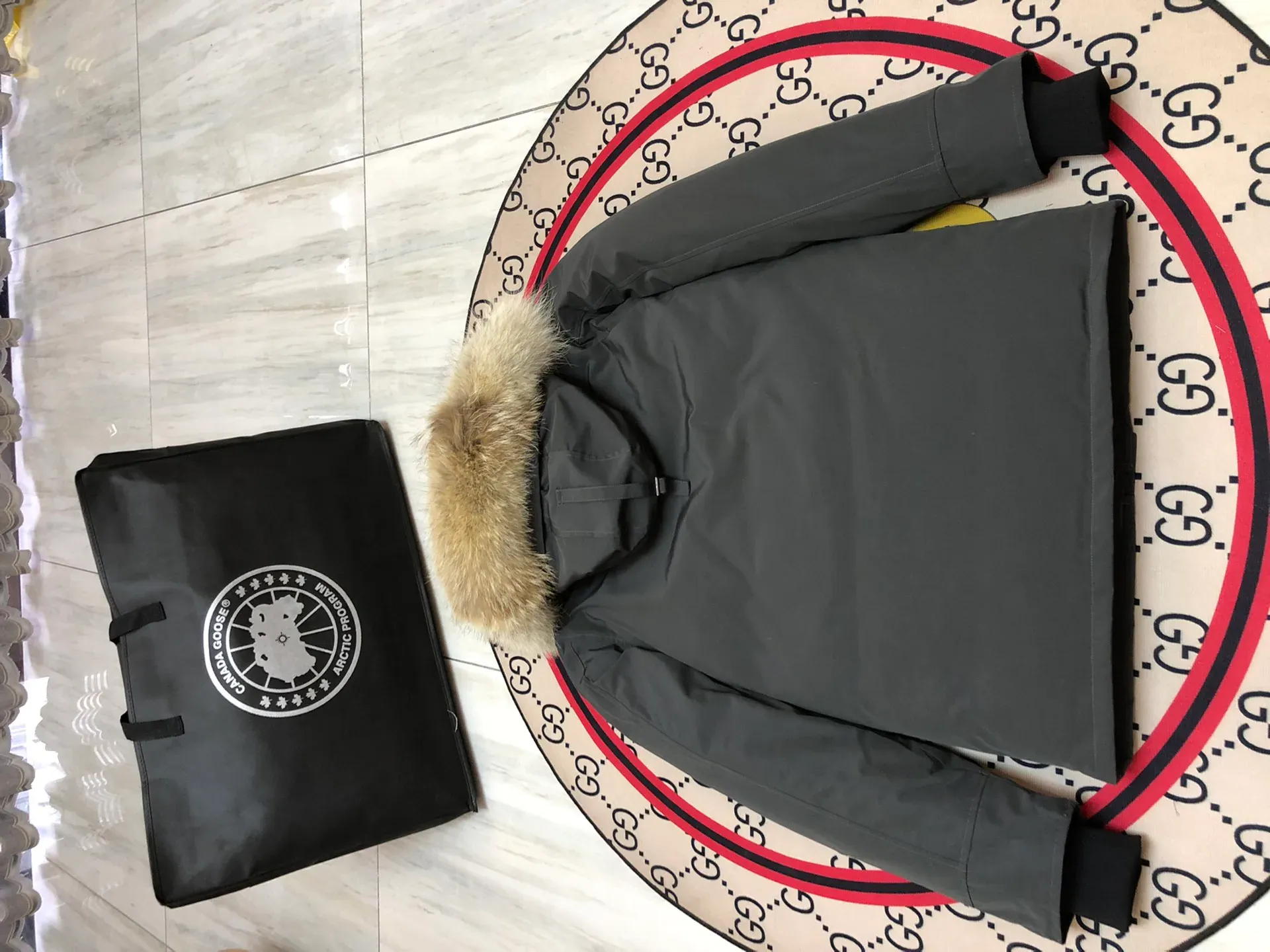 Куртки И Пуховики Мужские Canada Goose 1095455