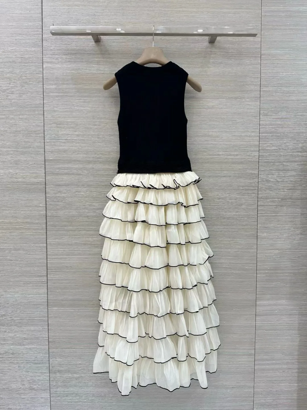 Платья Женские Chanel 11697225
