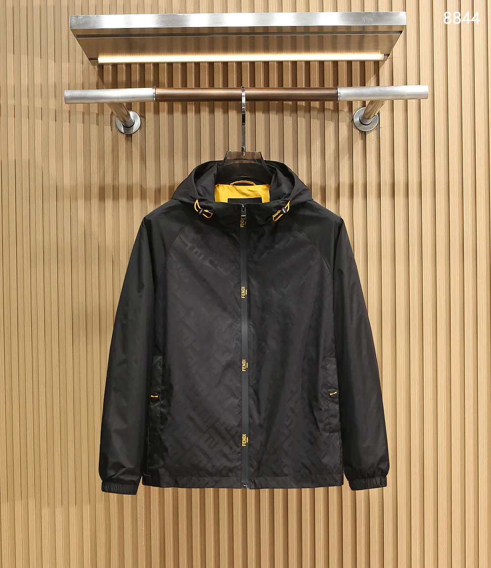 Куртки И Пуховики Мужские Fendi 12713873