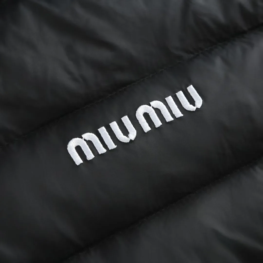 Куртки И Пуховики Женские Miu Miu 18022443