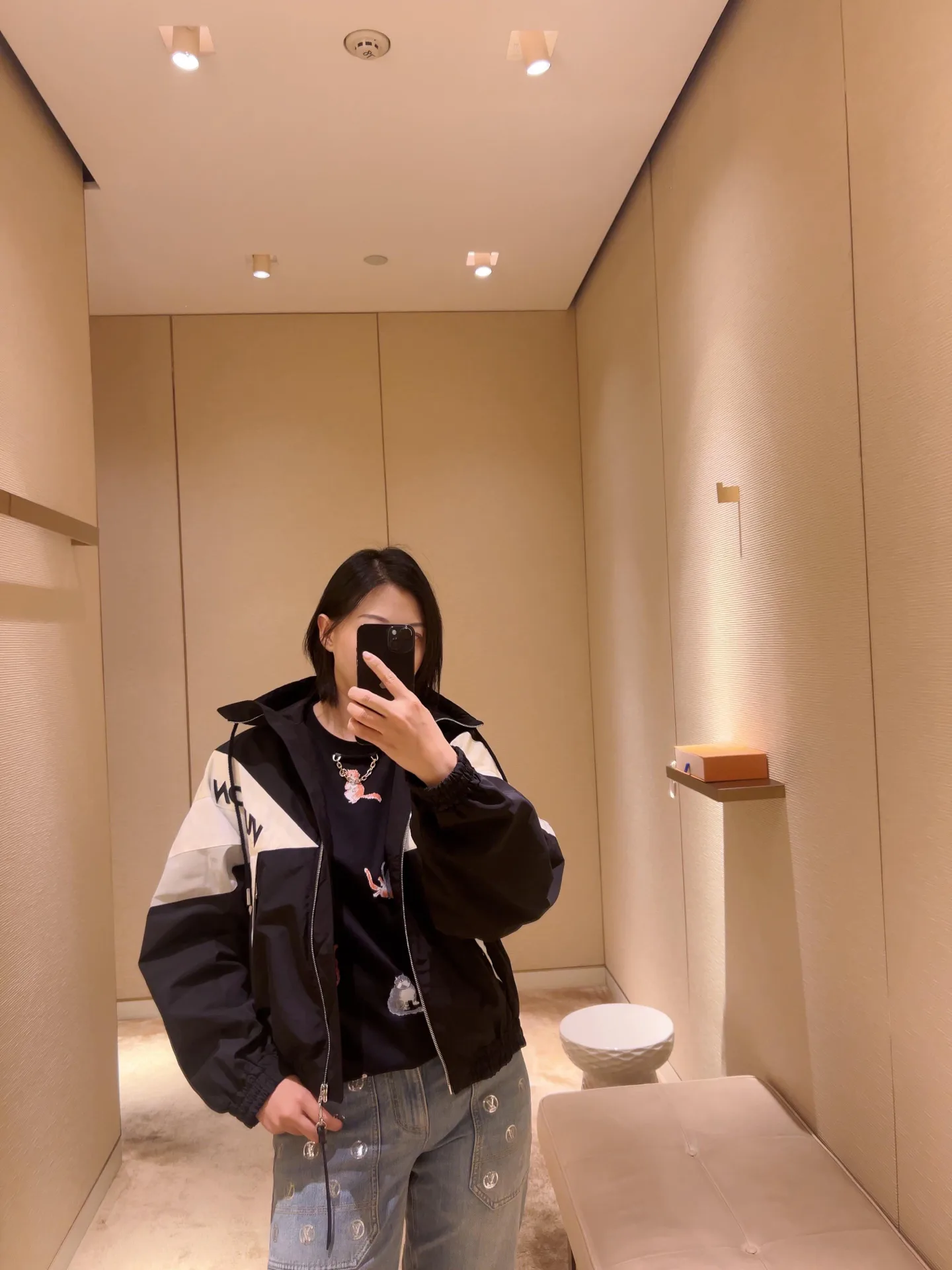 Куртки И Пуховики Женские Louis Vuitton 1212545