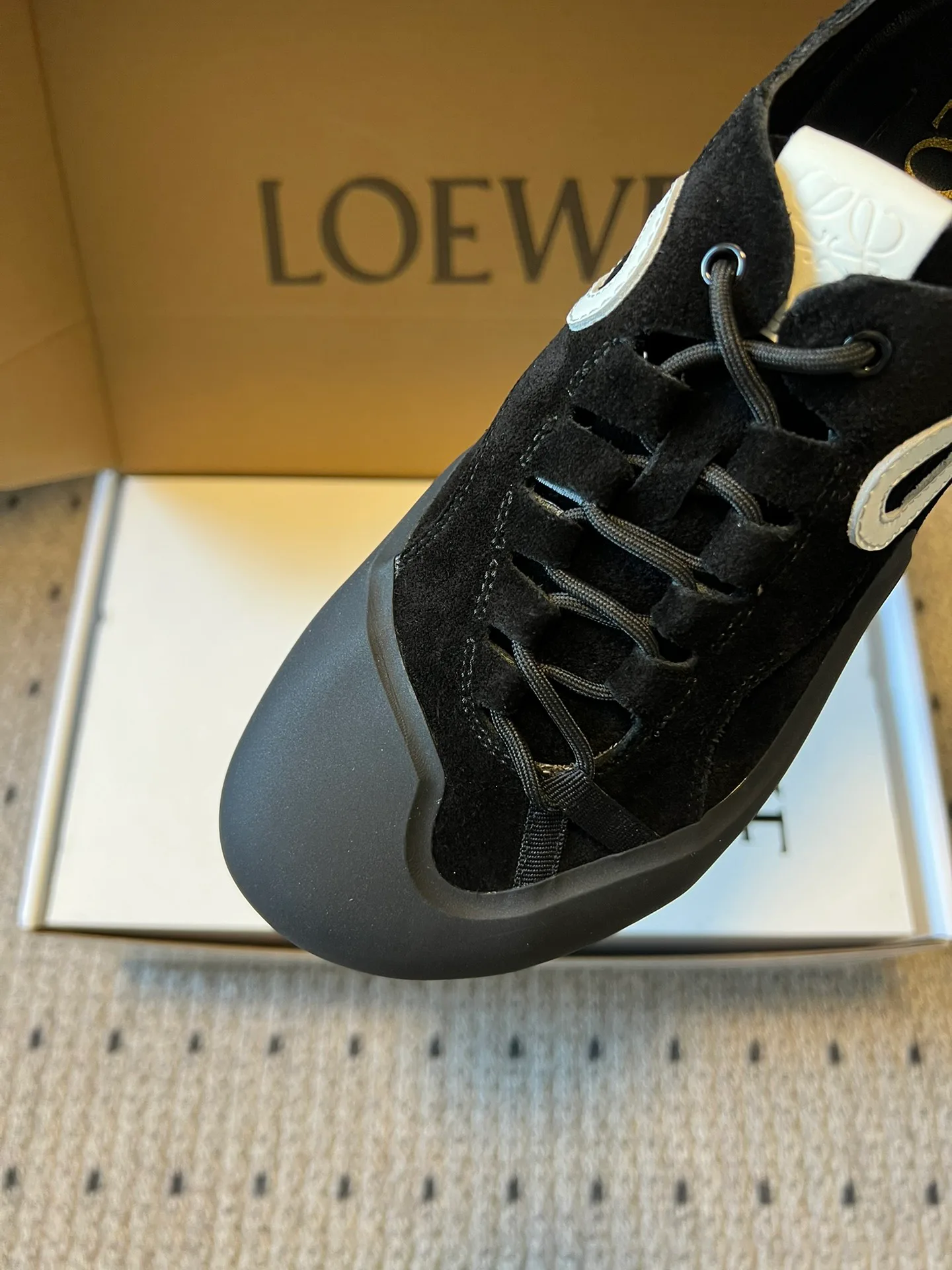 Кроссовки Женские Loewe 1618176