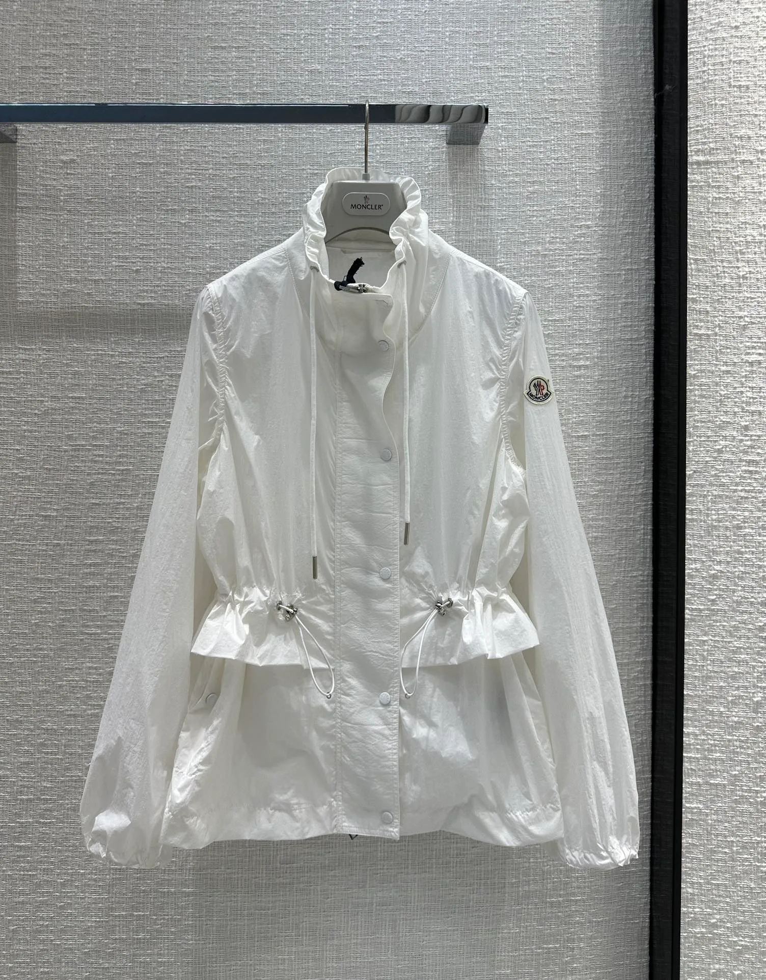 Куртки И Пуховики Женские Moncler 12778595