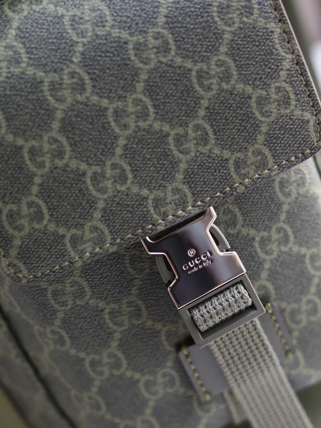Рюкзаки Женские Gucci 17529183