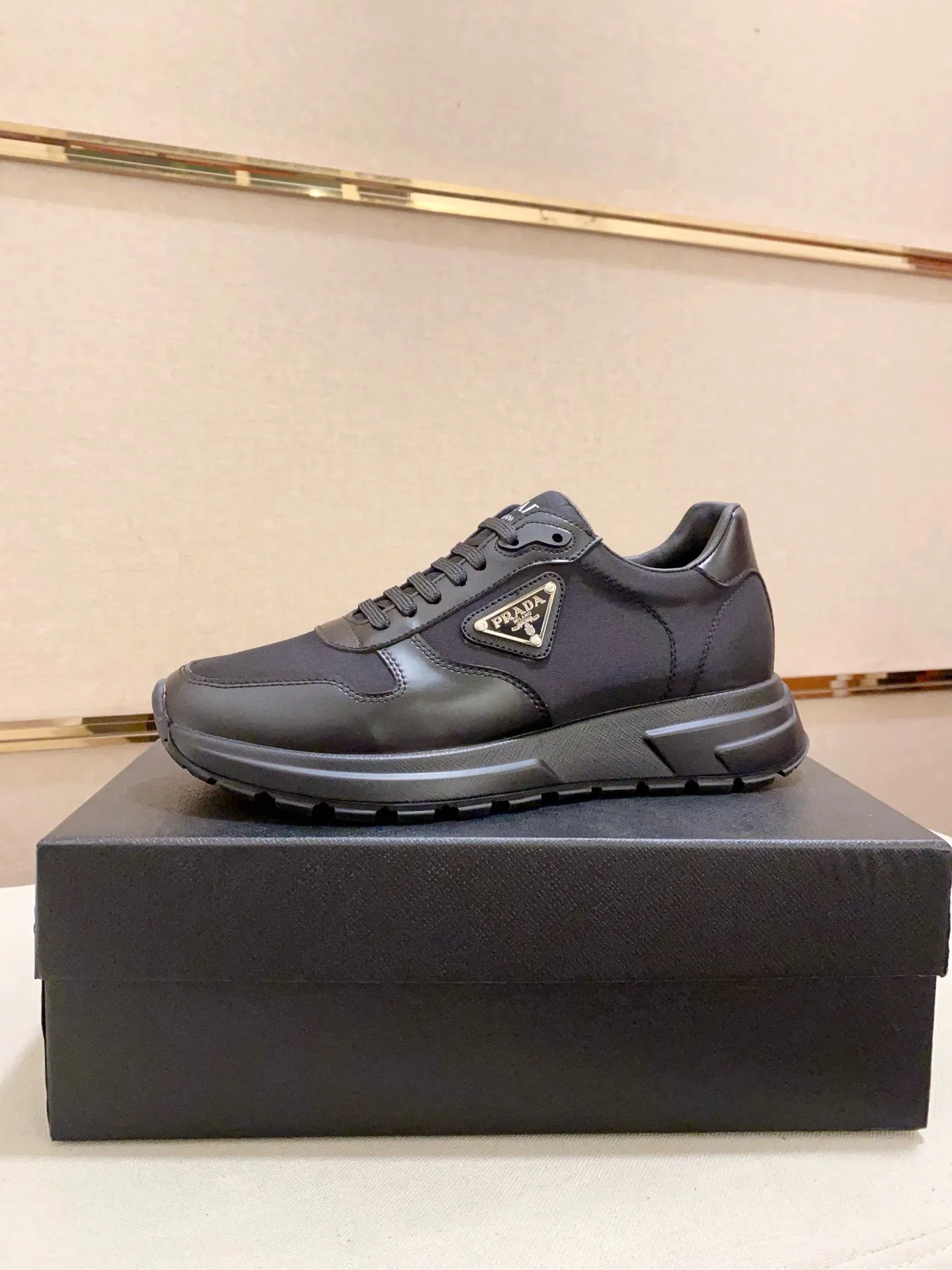 Кроссовки Мужские Prada 19414518