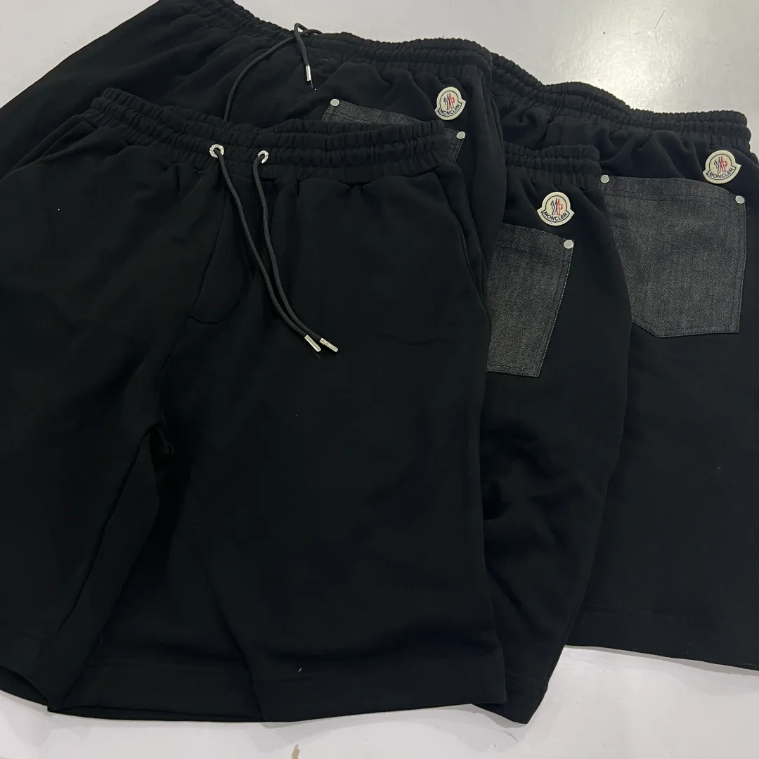 Шорты Женские Moncler 11425146