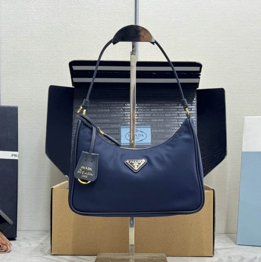 Сумки На Ремне Женские Prada 11682025