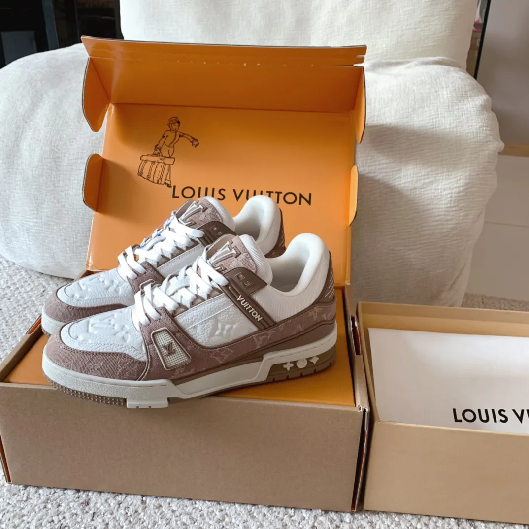 Кроссовки Женские Louis Vuitton 5893999