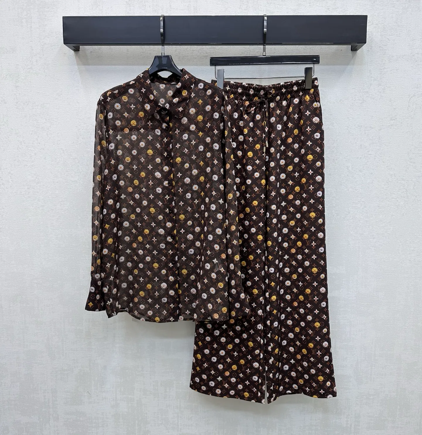 Брюки Женские Louis Vuitton 12805072