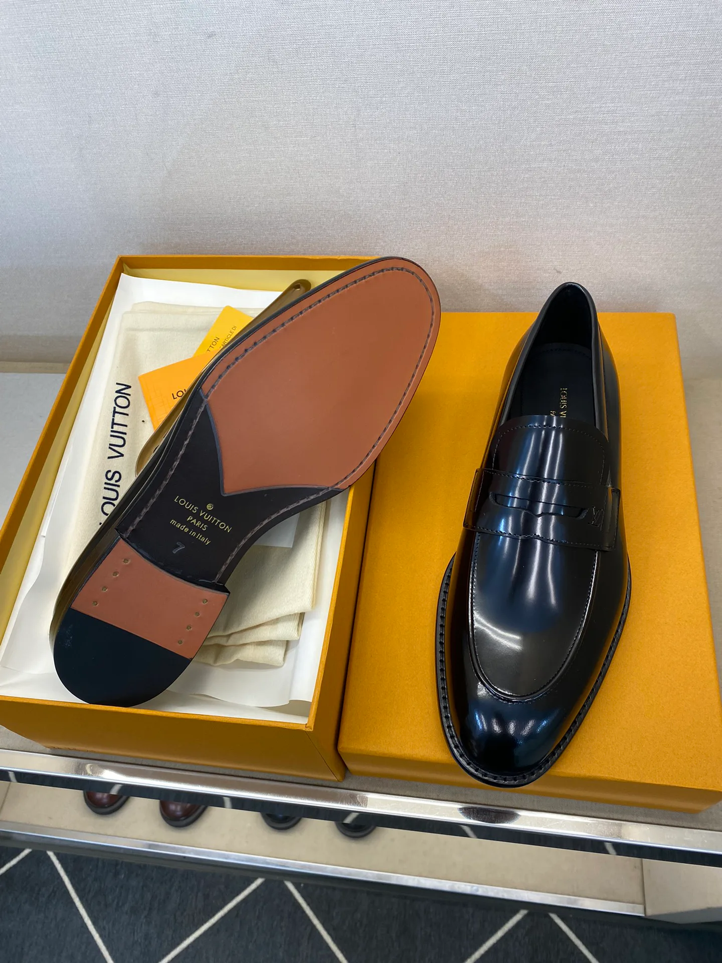 Лоферы И Туфли Мужские Louis Vuitton 18079174