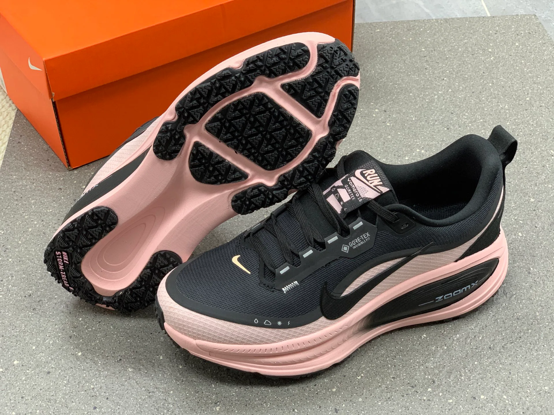 Кроссовки Женские Nike 377548