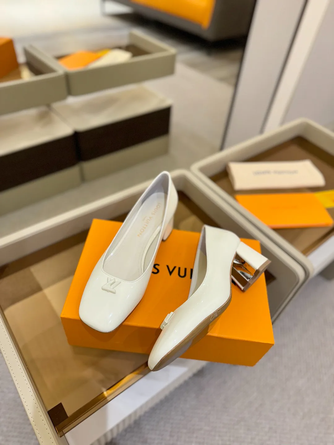 Туфли Женские Louis Vuitton 35871