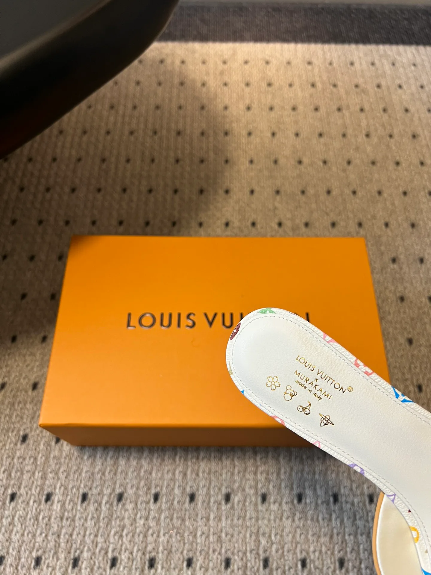 Босоножки Женские Louis Vuitton 12713406