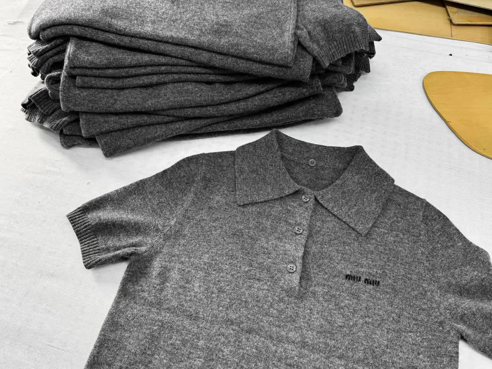 Джемперы И Свитеры Женские Miu Miu 11817366