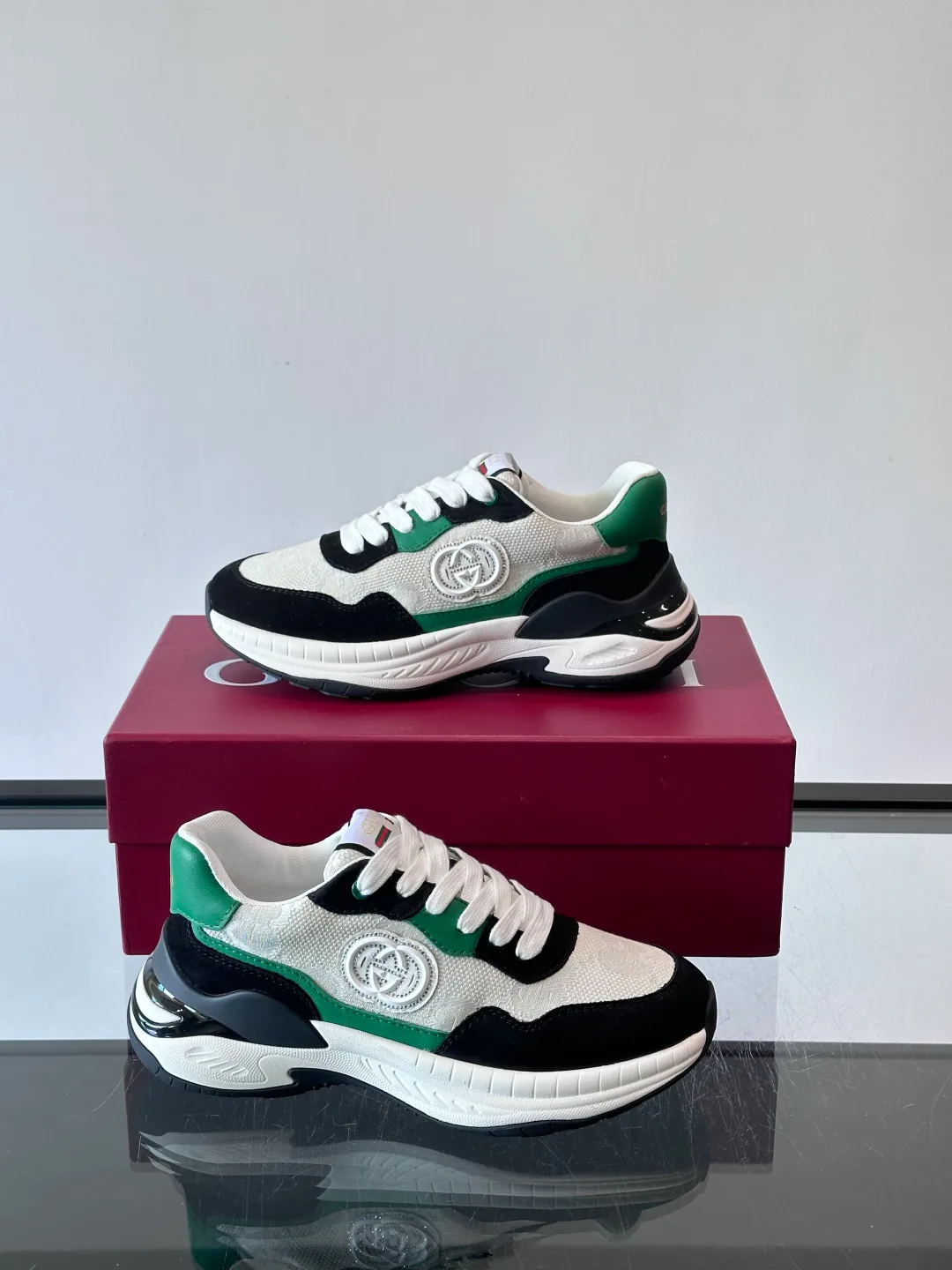 Кроссовки Мужские Gucci 3430323