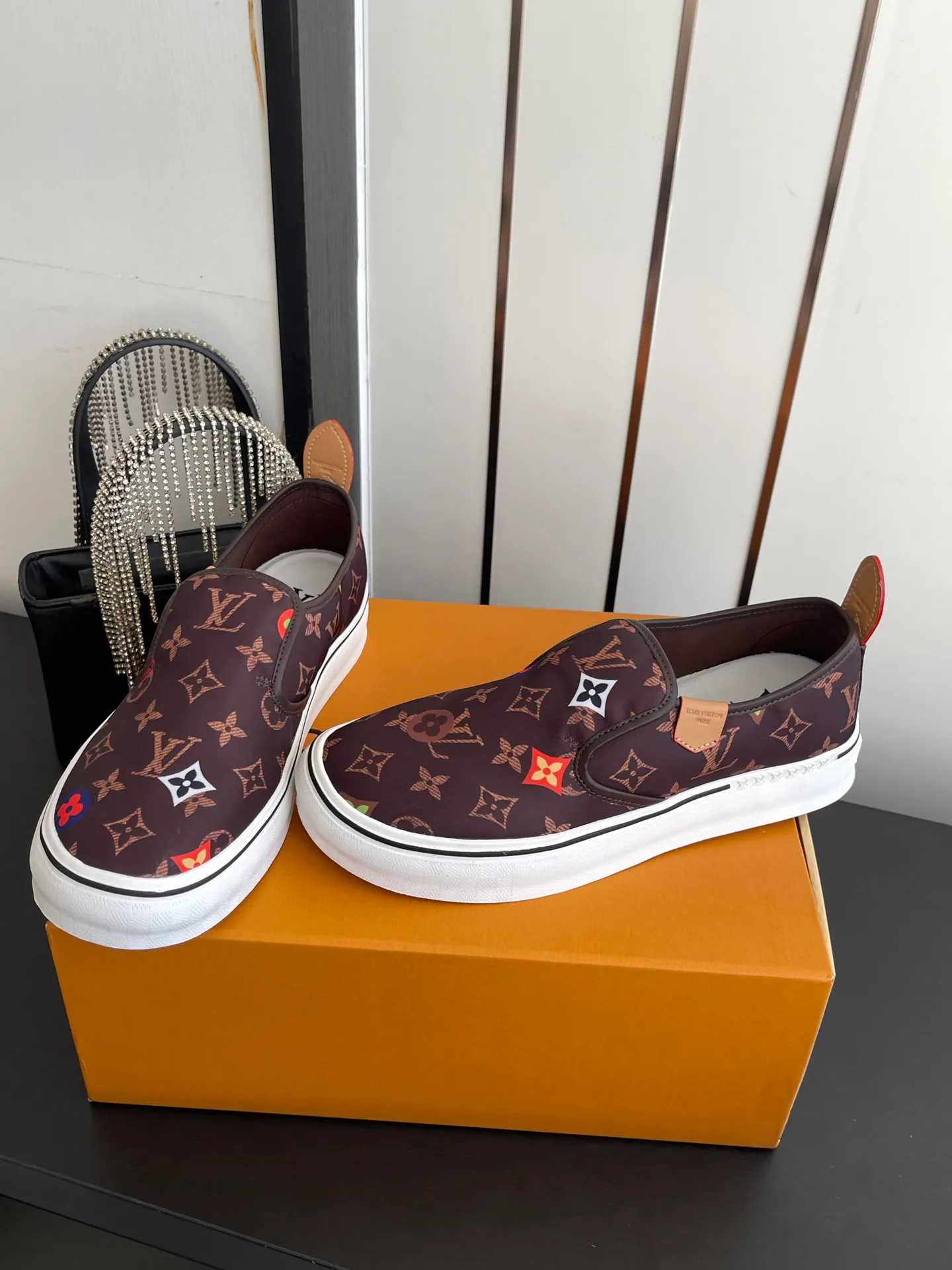 Кроссовки Мужские Louis Vuitton 17908524