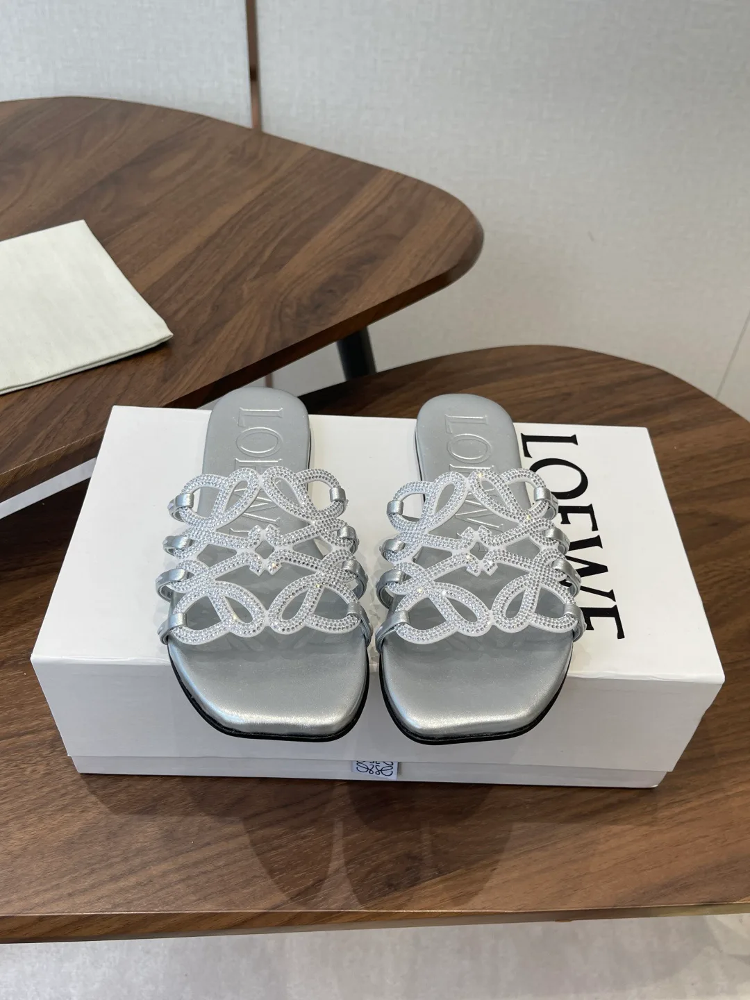 Шлепанцы Женские Loewe 11427989