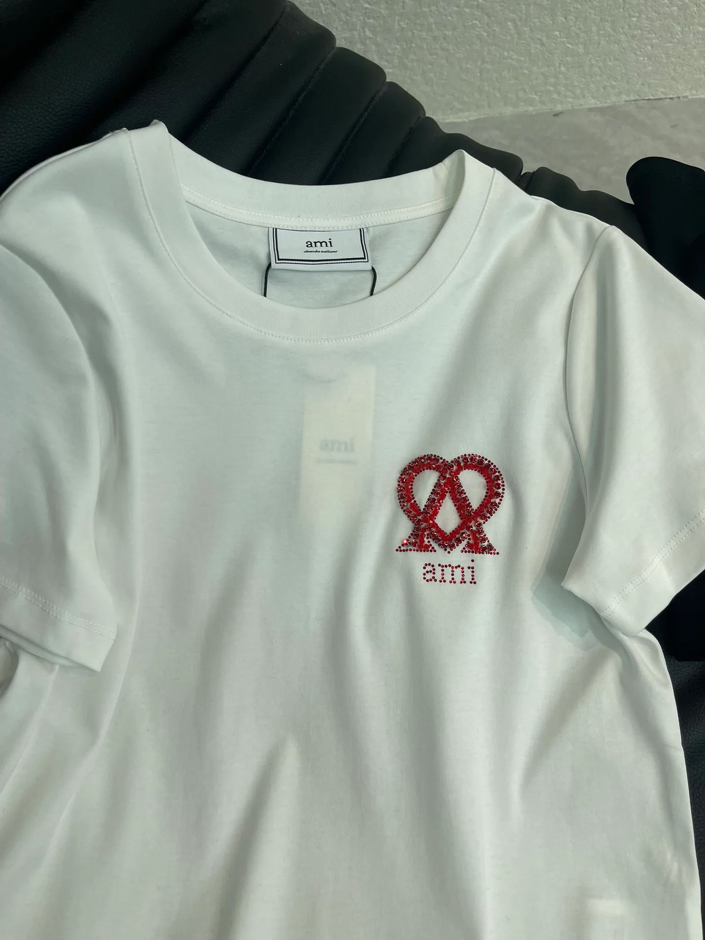 Футболки Женские Ami Paris 935237