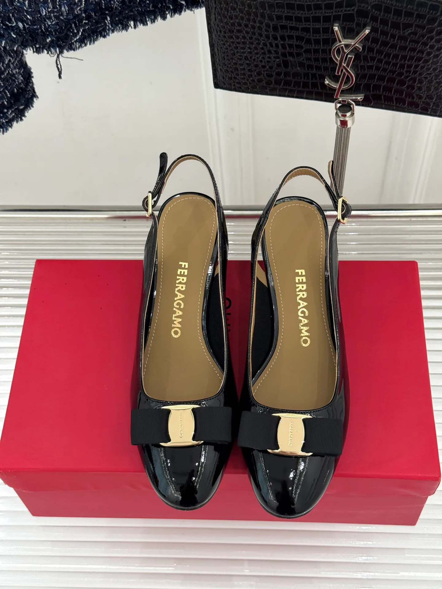 Туфли Женские Salvatore Ferragamo 13433069