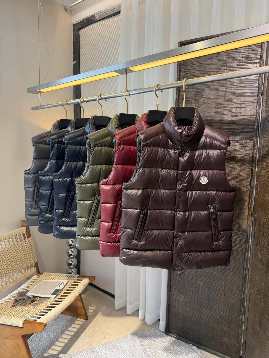 Жилеты Женские Moncler 18470681