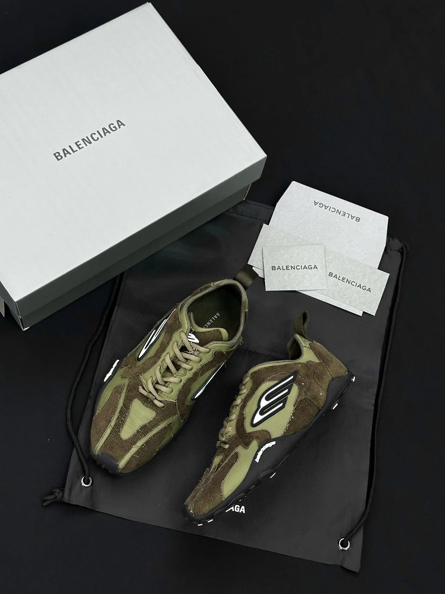 Кроссовки Женские Balenciaga 10997424