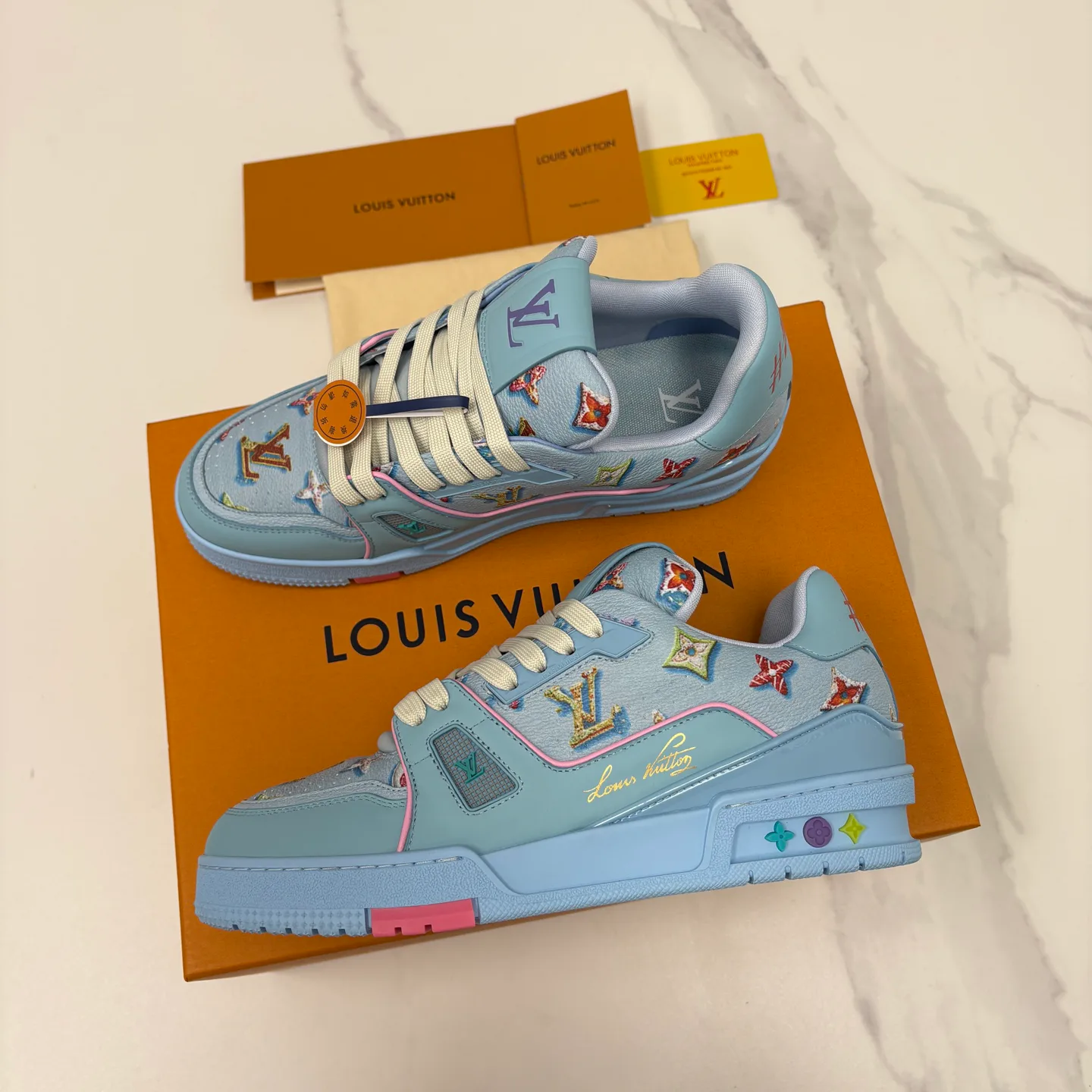 Кроссовки Женские Louis Vuitton 13140845