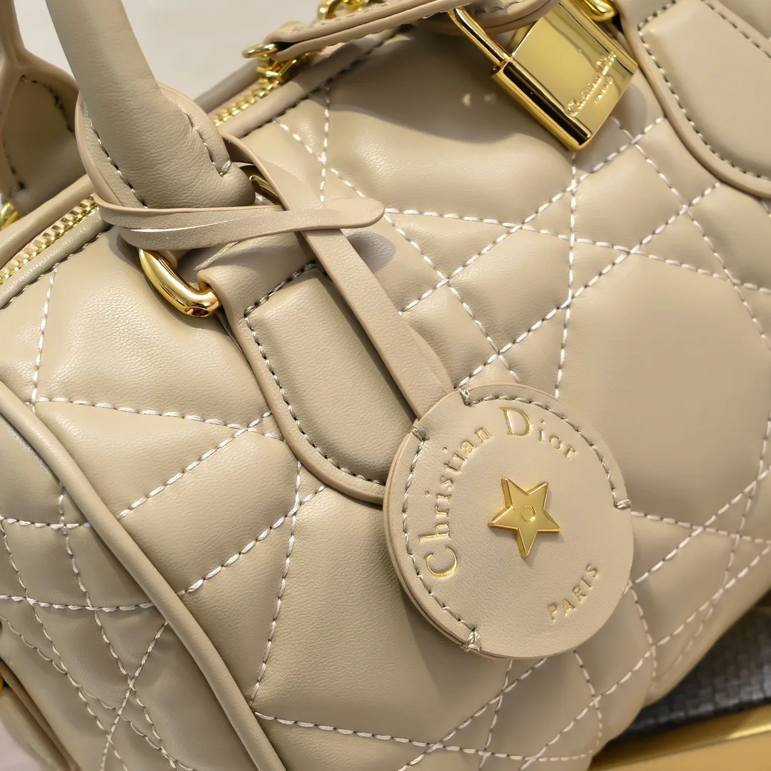 Классические Сумки Женские Christian Dior 1449452