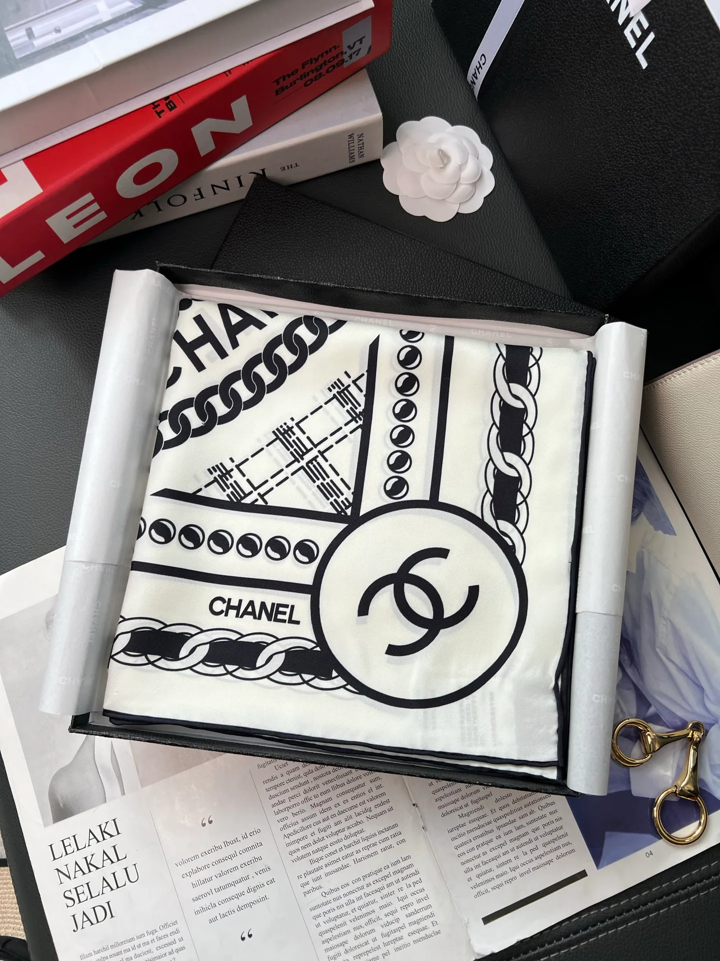 Платки Chanel 13855834