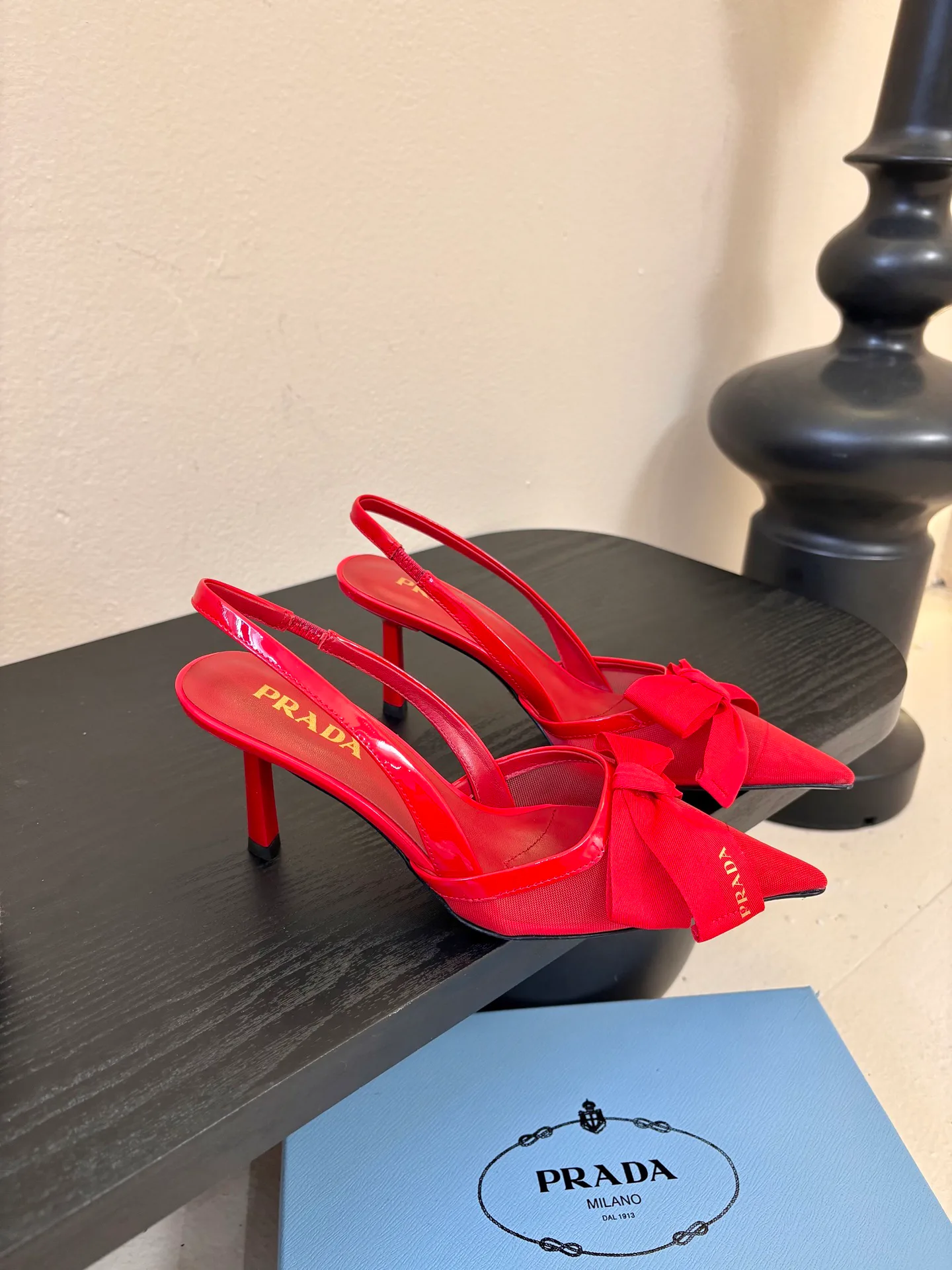 Туфли Женские Prada 678493