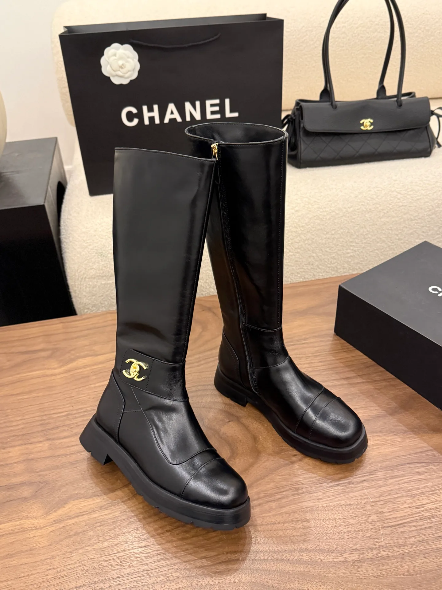 Сапоги Женские Chanel 18323362