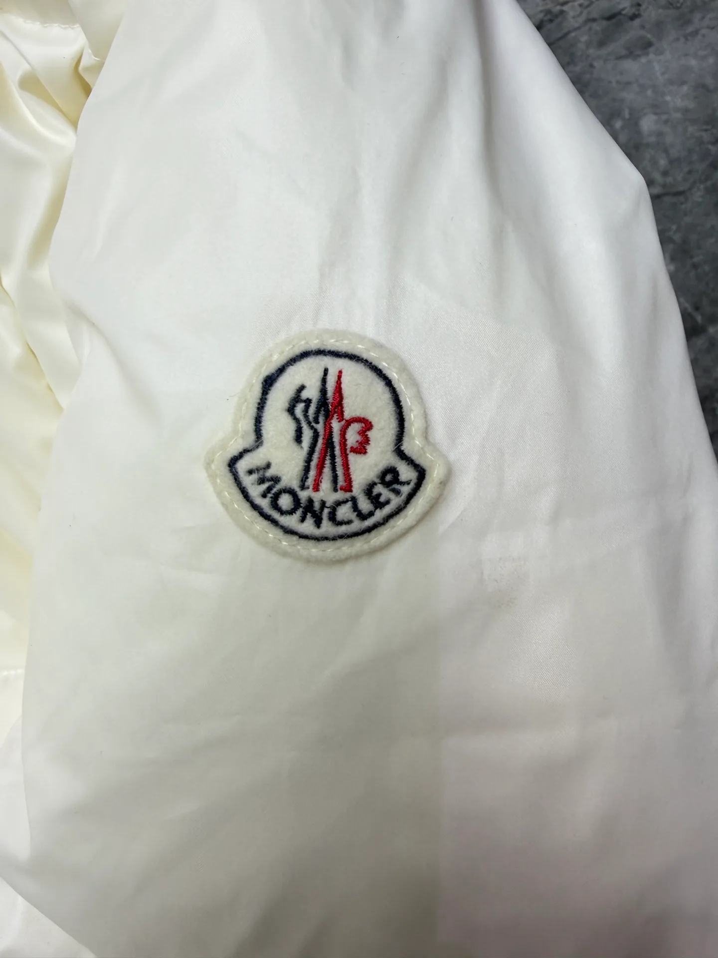 Куртки И Пуховики Женские Moncler 17568656
