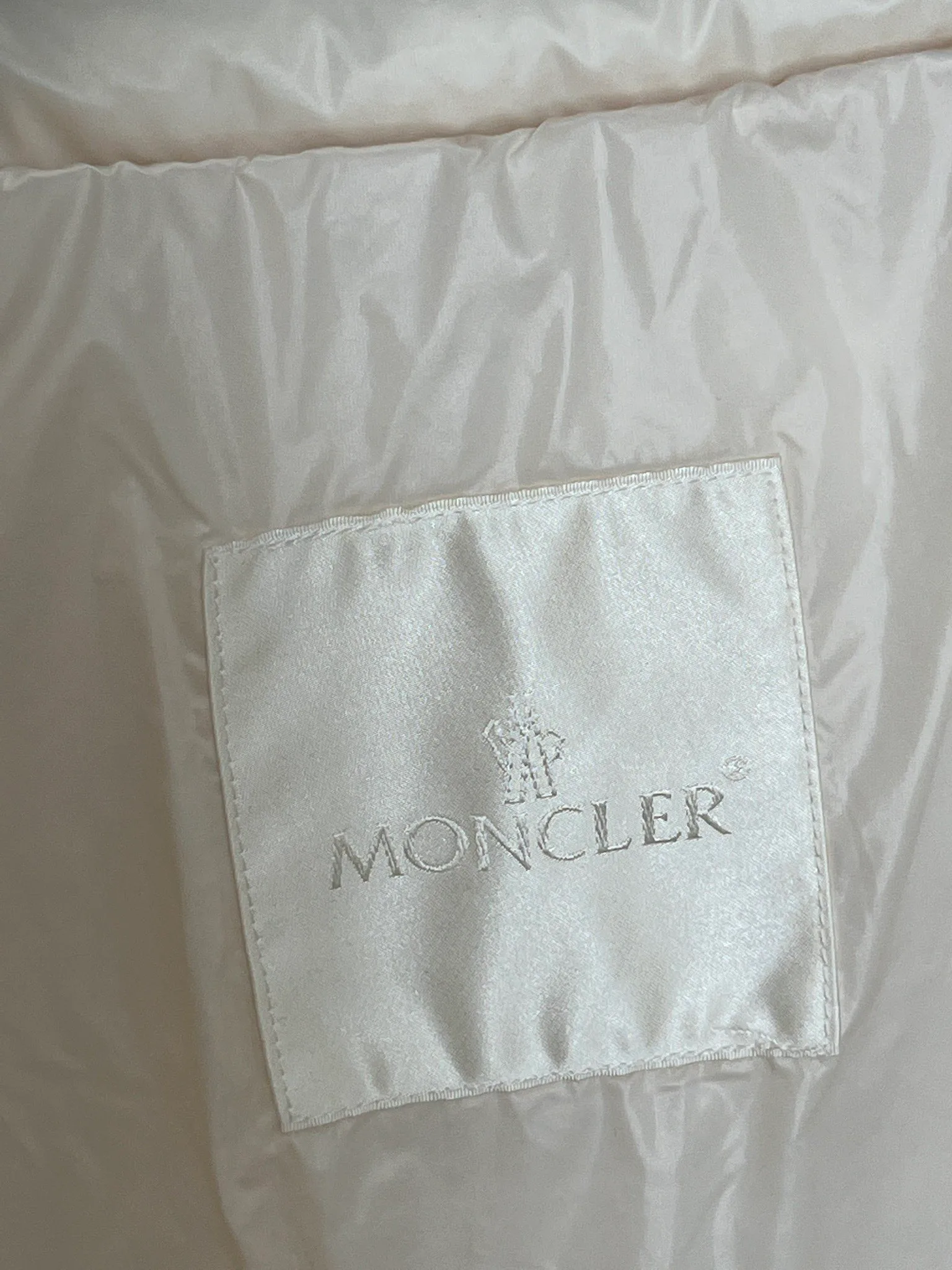 Куртки И Пуховики Женские Moncler 18416137
