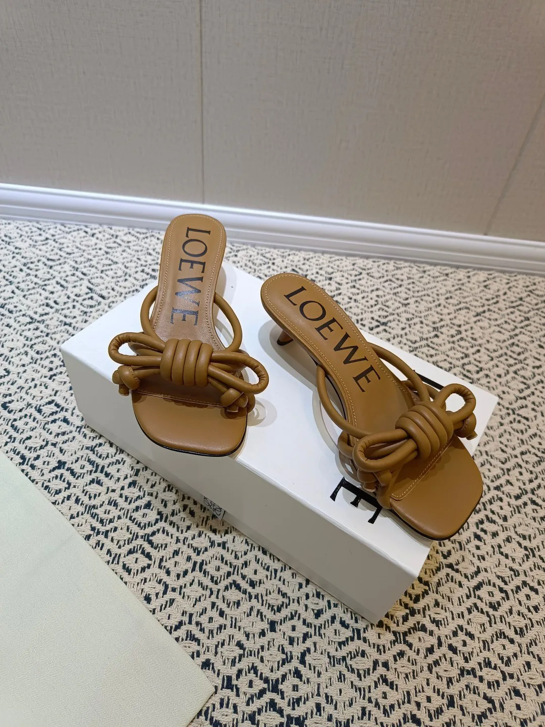 Сандалии Женские Loewe 11564282
