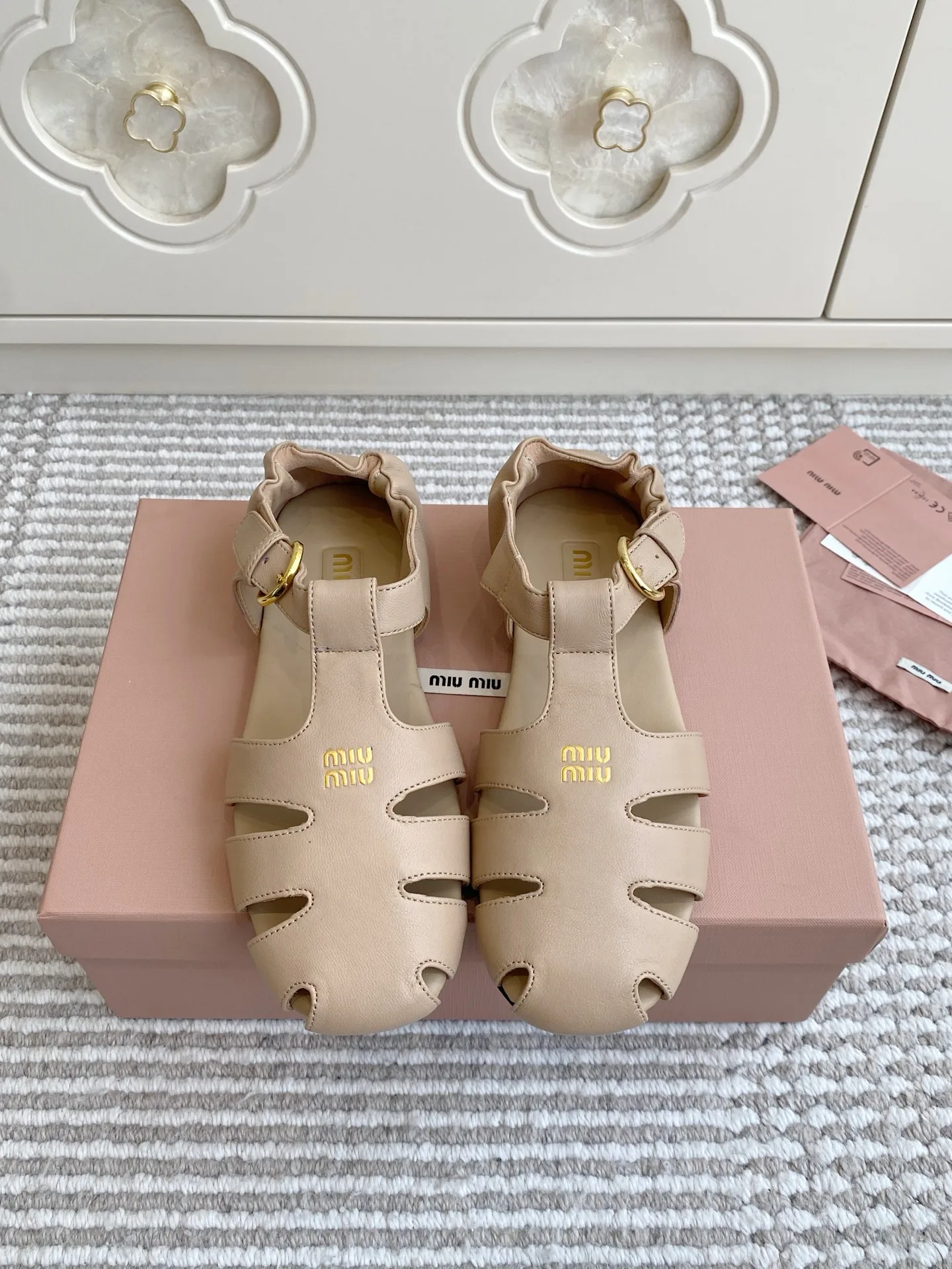 Босоножки Женские Miu Miu 11668860