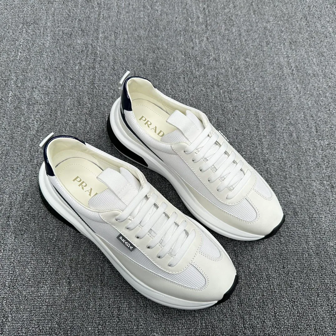 Кроссовки Мужские Prada 18076349