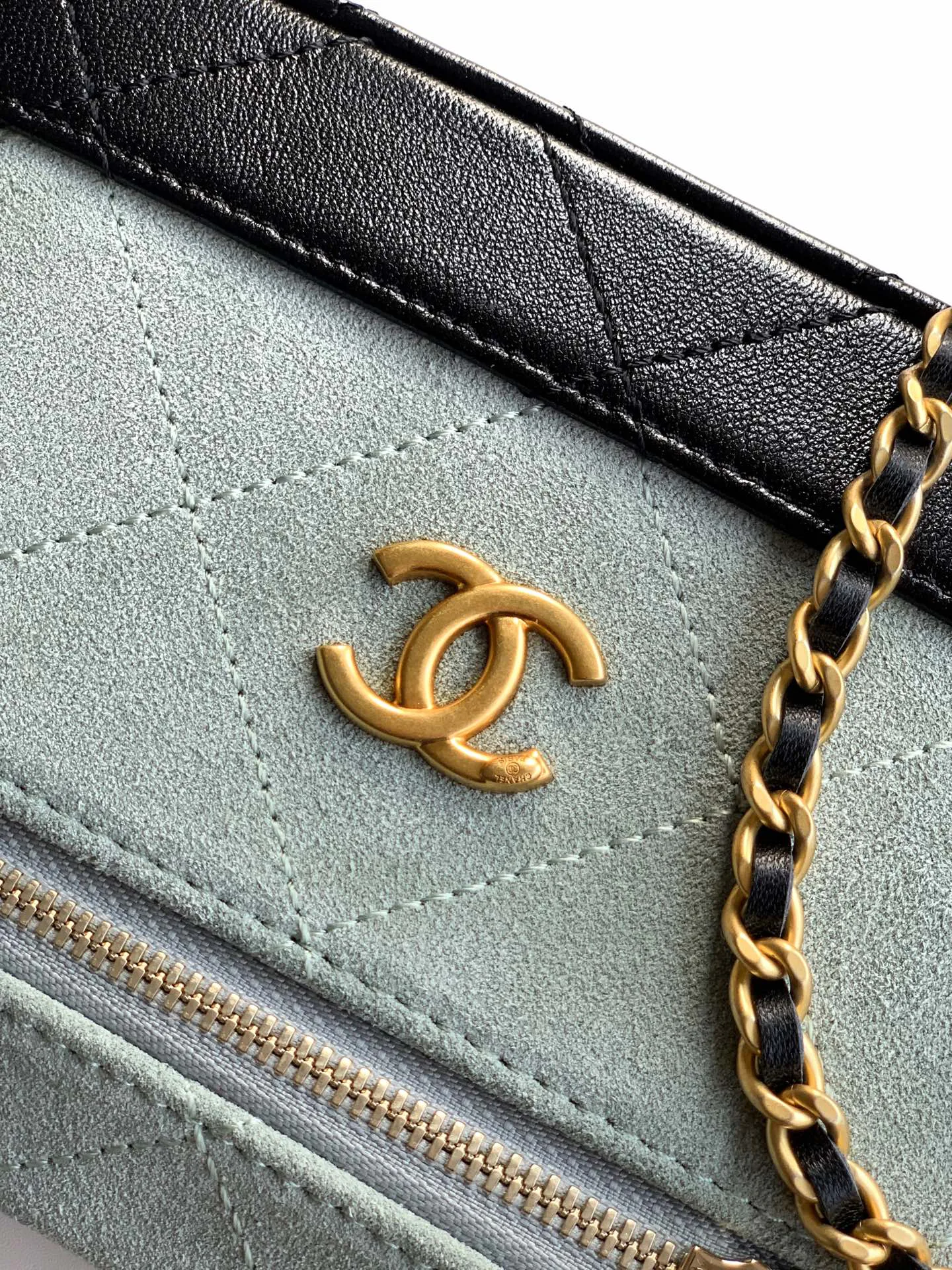 Классические Сумки Женские Chanel 13186870